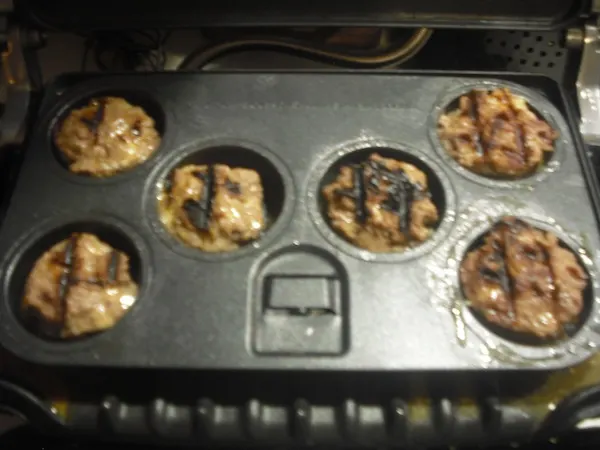 George Foreman Evolve Cooked Sliders George Foreman Evolve Cooked Sliders