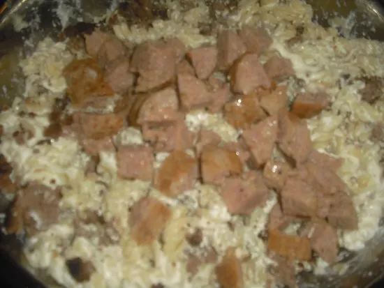 valmgs Meaty Pizza Pasta recipe valmgs Meaty Pizza Pasta recipe
