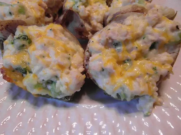 valmgs Twice Baked Cheesy Chicken Broccoli Stuffed Potato recipe