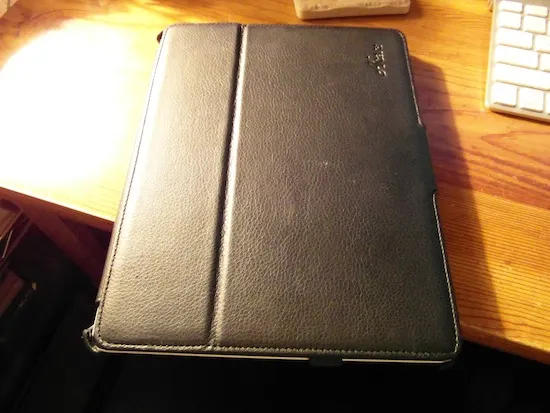 Acase iPad 2 Slim Leather Case review