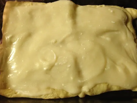 Lucky Leaf - Cherry Cheese Danish Recipe
