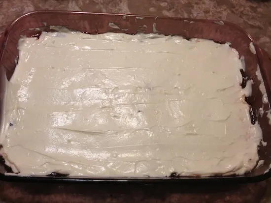 Easy Strawberry Cheesecake Bars Recipe