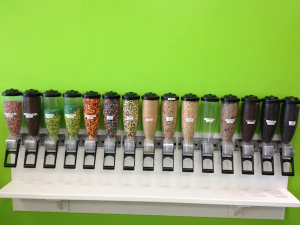 Let's Yo Frozen Yogurt Shop