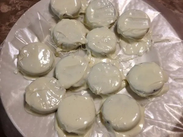 Sports Themed Chocolate Covered Oreos - Baseball Oreos, Soccer Ball Oreos