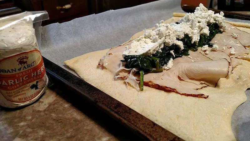 Easy Turkey, Spinach And Goat Cheese Roll recipe
