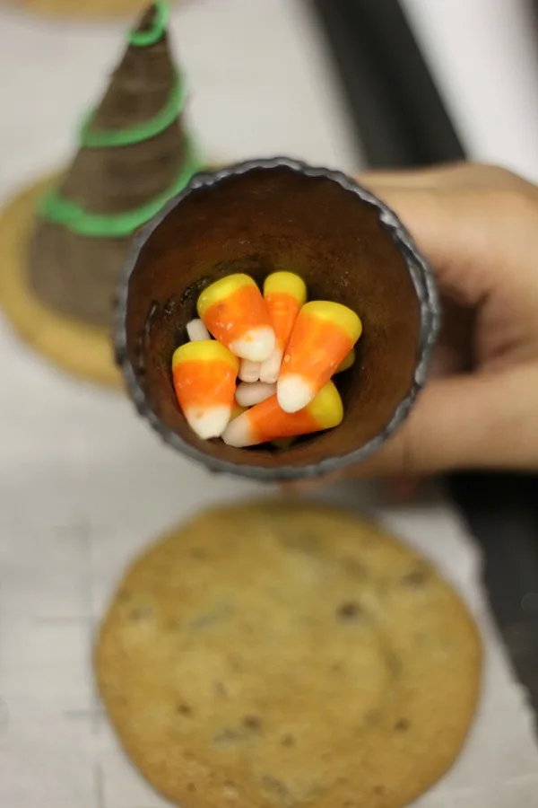 How To Make Witches' Hats Halloween Treats