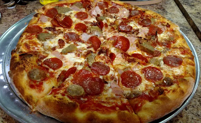 Holiday City Pizza, Toms River NJ – Restaurant Review – Restaurant.com #ReviewCrew