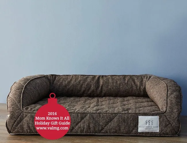 2016 Mom Knows It All HOLIDAY GIFT GUIDE – Brentwood Home Pets Bundle - With Giveaway