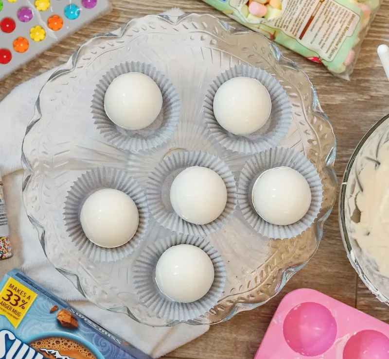 Spring Hot Chocolate Bombs